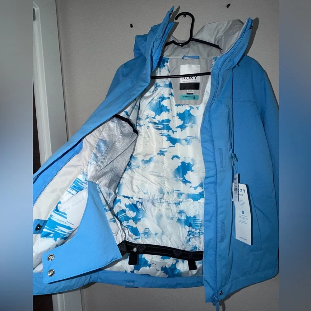 NWT Roxy Light Blue Ski Jacket with White Accents - Picture 6 of 6